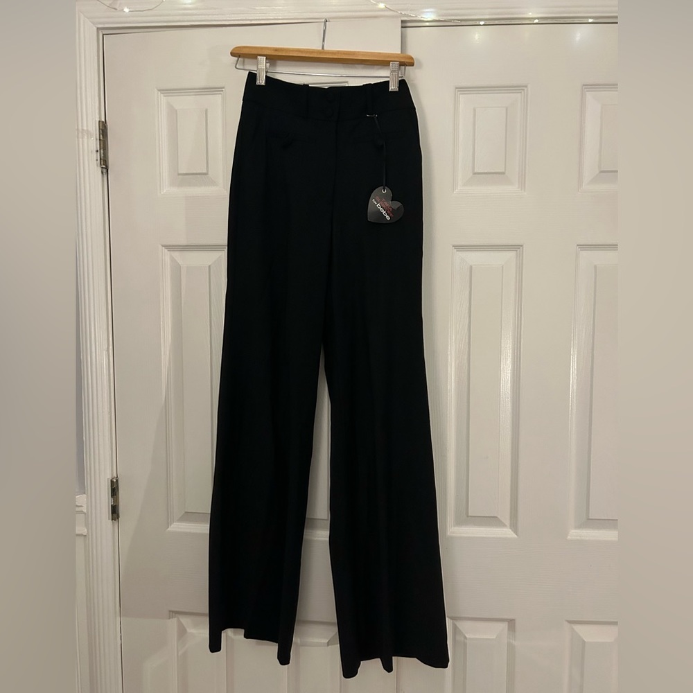 black bebe pants